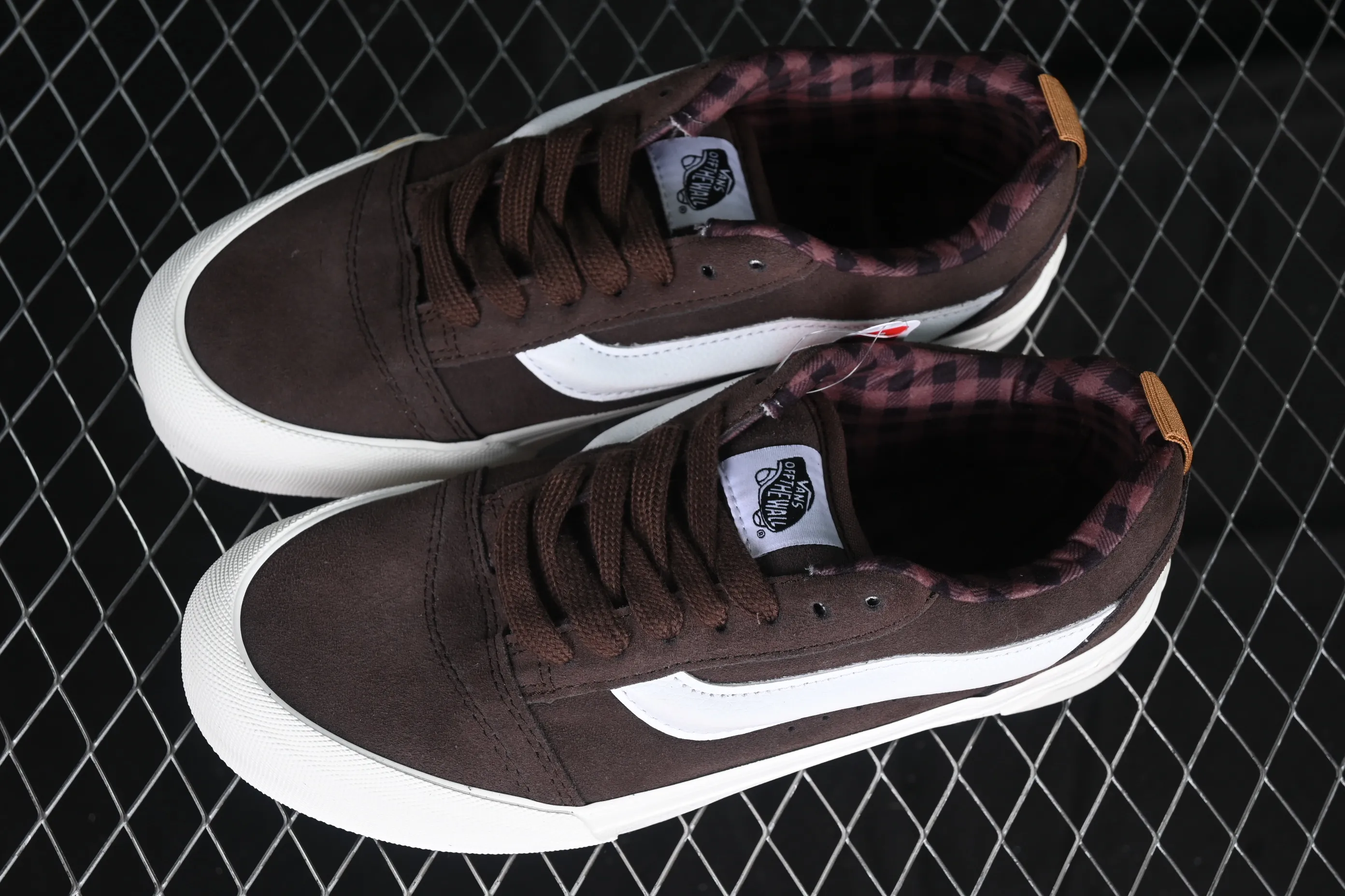All categories Vans Vans series Vans Low Vans low-top Vans Knu Skool Vans low-top retro casual vulcanized bread shoes VN000CS0DFN